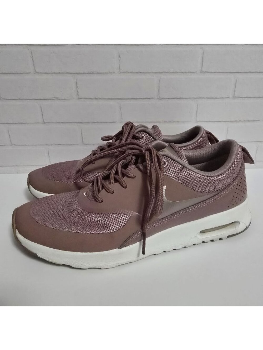 Nike Air Max Womens Thea Smokey Mauve Sneakers Size 6.5 Shoes 599409-206